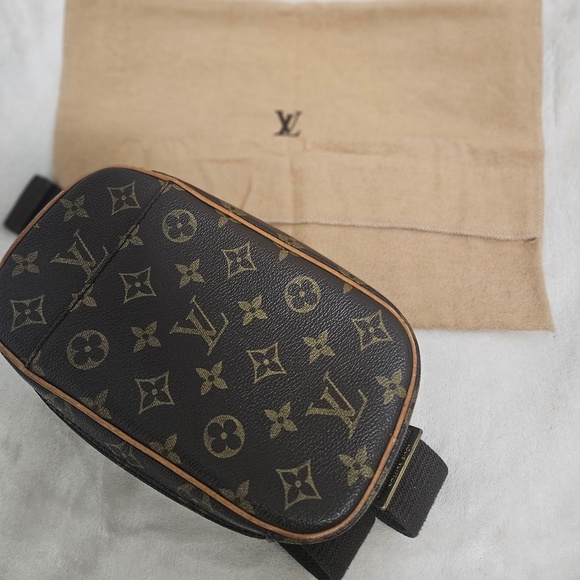 Monogram Pochette Gange - Picture 1 of 5